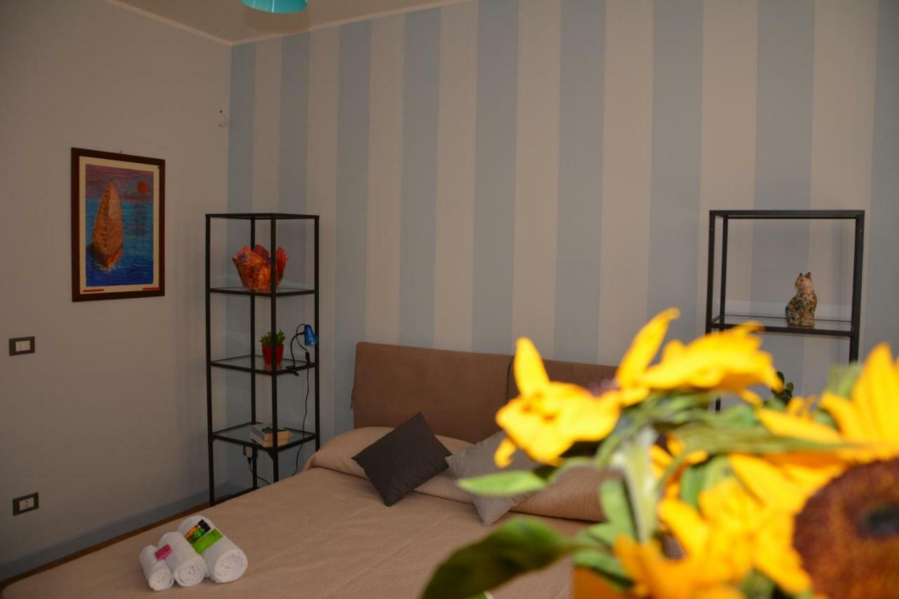 Apartamento Luci Della Citta Palazzo San Matteo Palermo Exterior foto
